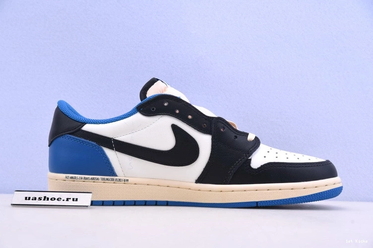 Jordan Scott Low Fragment Air DM7866-140 1 Travis 1023